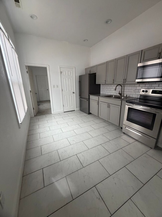 Photo - 2 Bedroom 1 Bath unit located in South End of Saint Joseph Mo