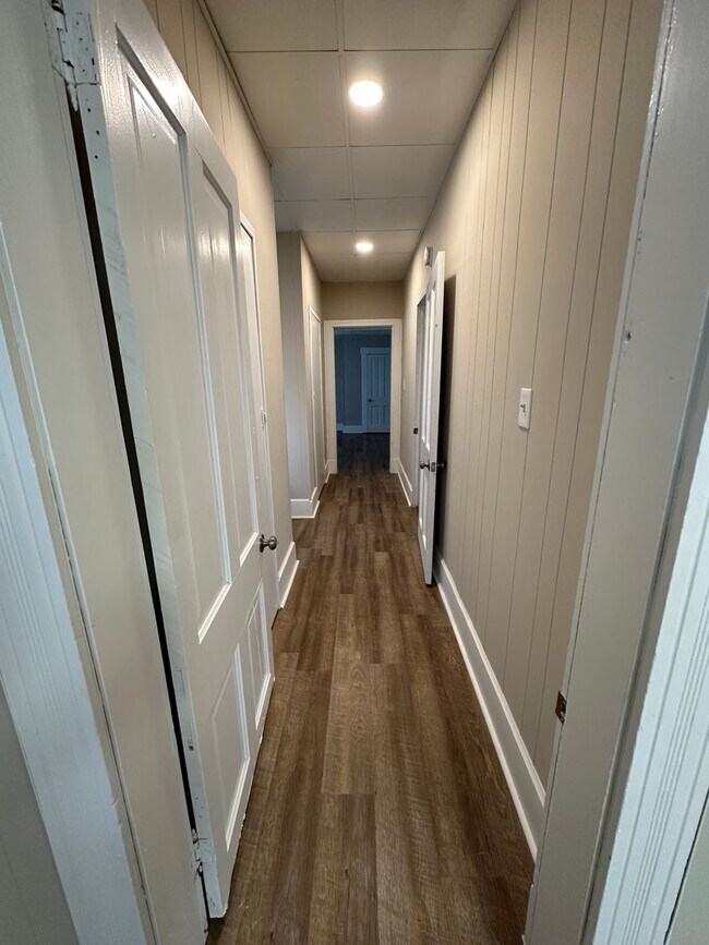 Photo - Recently Renovated 3BR/1BA Home in New Albany!