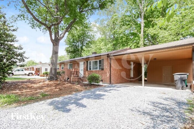 Building Photo - 3520 Langdale Dr Rental