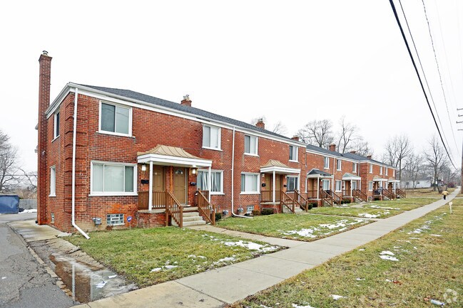 Photo - 76-98 Martin Luther King Jr Blvd N
