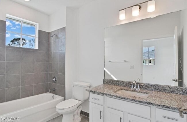 Photo - 26381 Coco Cay Cir Unidad 203