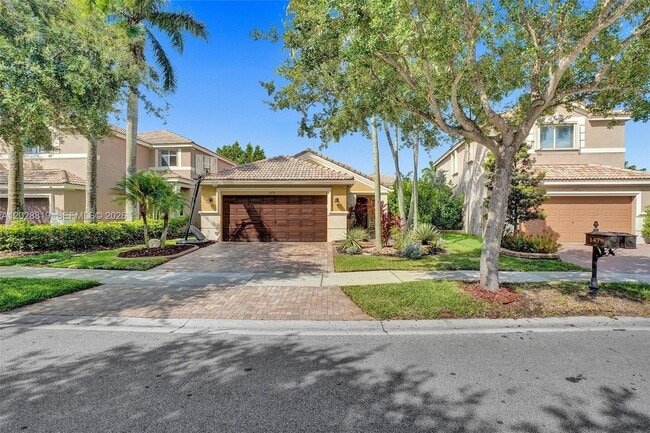 Photo - 1479 Sunset Way