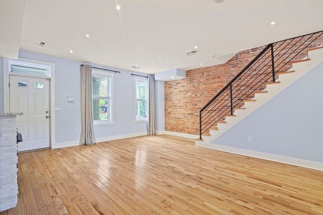 Photo - 1846 2nd St NW