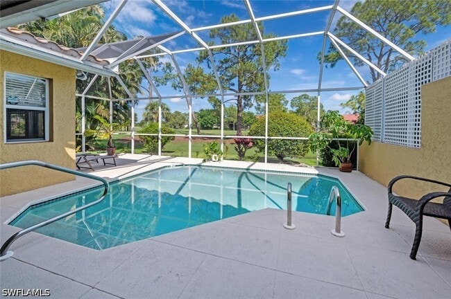 Building Photo - 641 St Andrews Blvd Unit 108-1