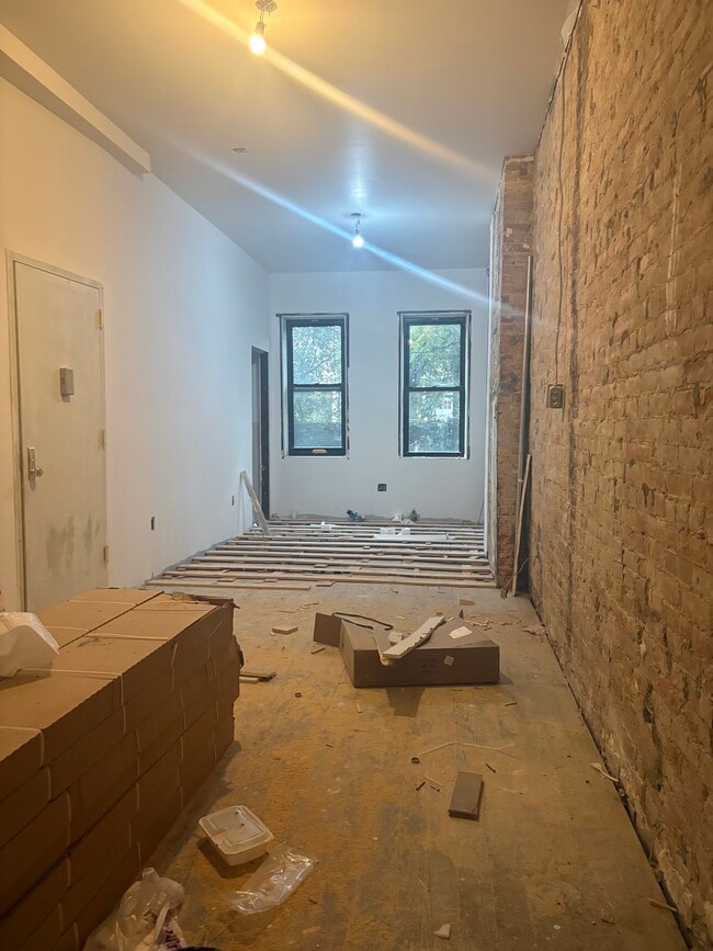 Photo - 1157 Greene Ave