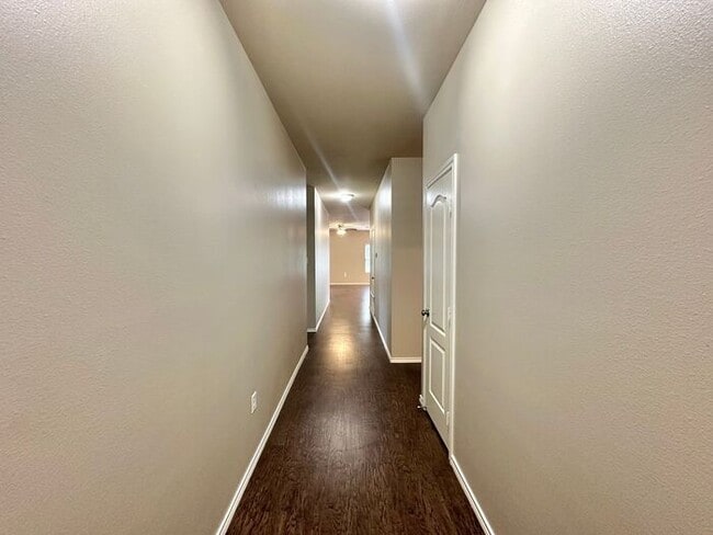 Photo - AVAILABLE NOW! Cozy 4 Bedroom2 Bath Home i...