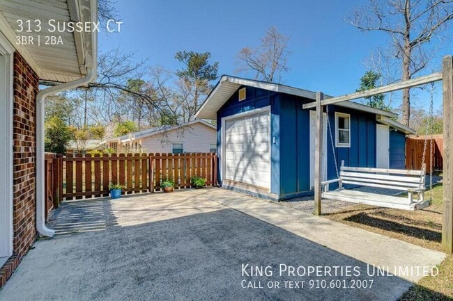 Photo - 313 Sussex Ct