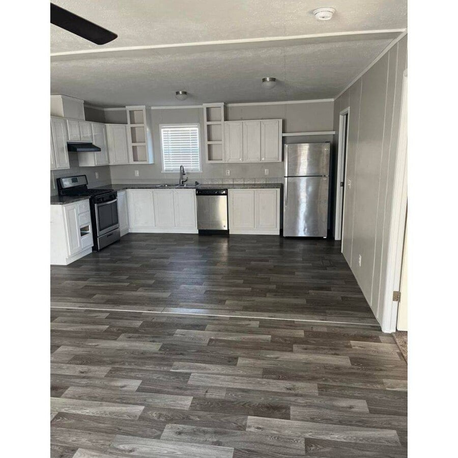 Photo - 1085 Spring Bay Rd