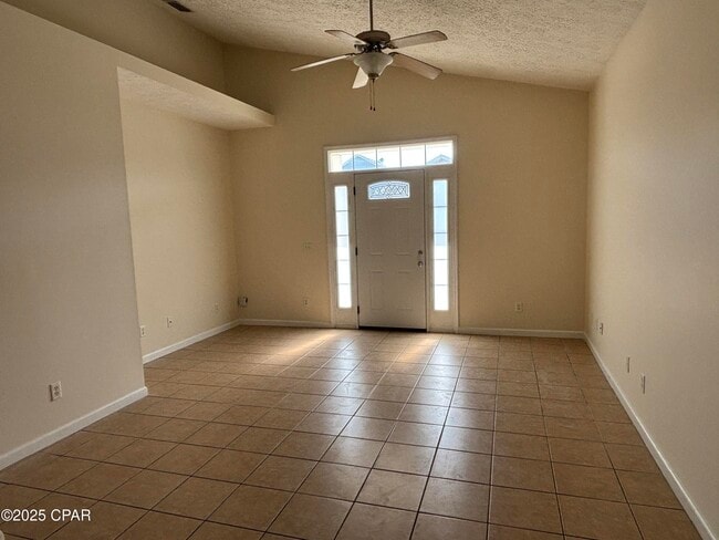 Photo - 2610 Avondale Ct