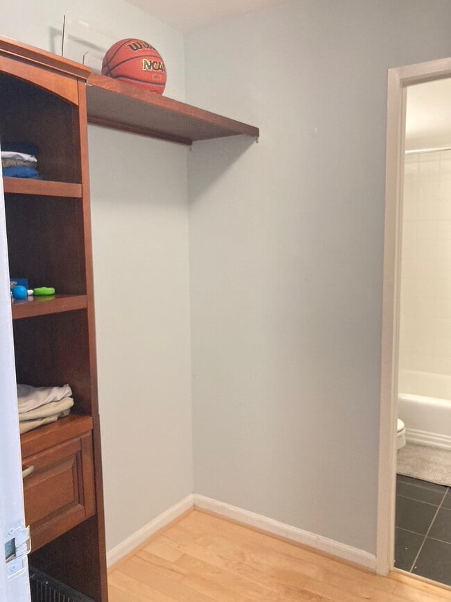 Photo - 1210 N Taft St Unit 409