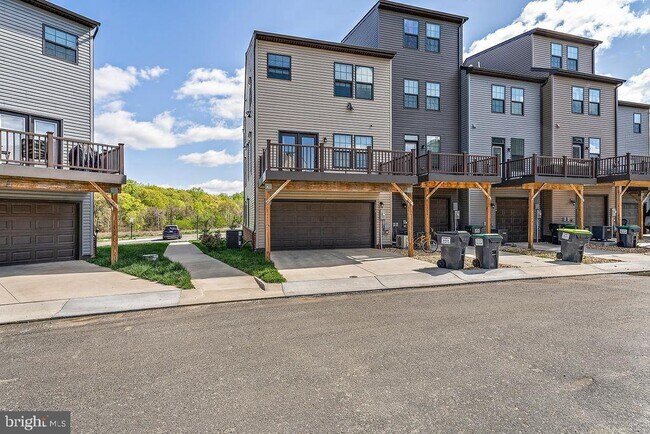 1008 ALUM Rd