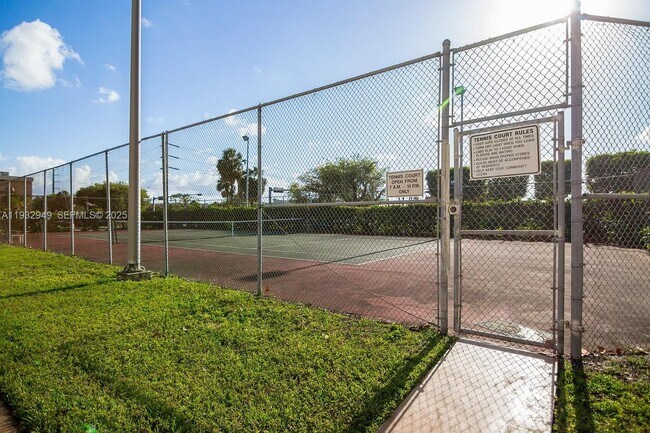 Photo - 706 NW 87th Ave Unidad 312