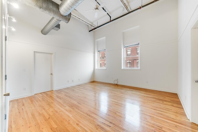 Photo - 716 Madison St Unidad 304