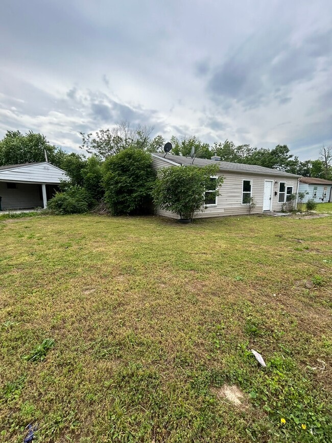 Photo - 523 St Paul Dr