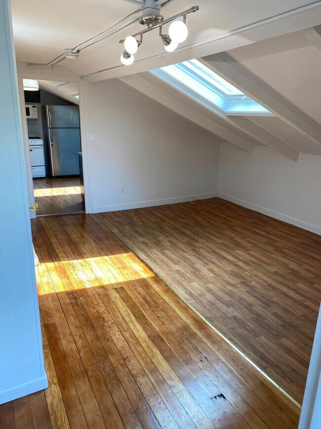 Photo - 134 Benefit St Unit 8