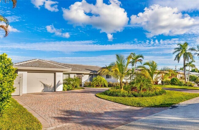 Photo - 5740 NE 19th Ave