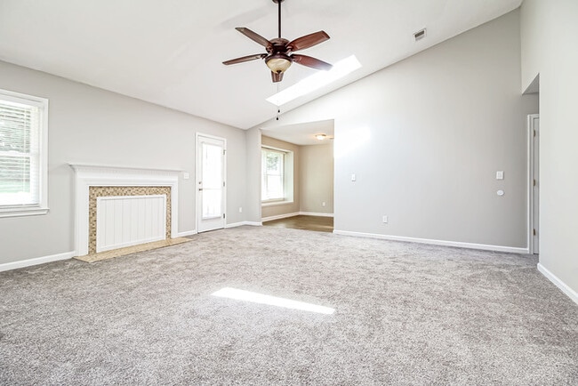 Photo - 7 Poppy Meadow Ln