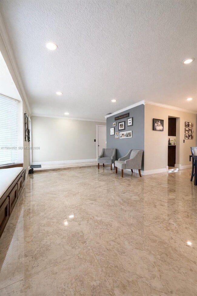 Photo - 6527 NW 2nd St