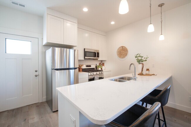 Photo - Verde Commons Apartments