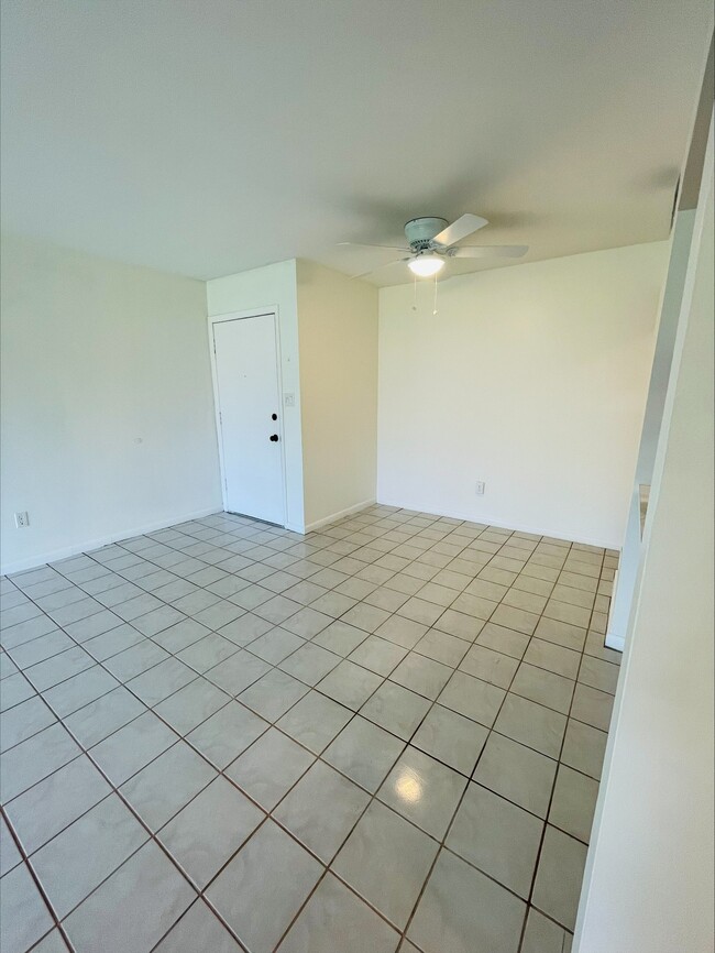 Photo - 850 S Village Dr Unit 106