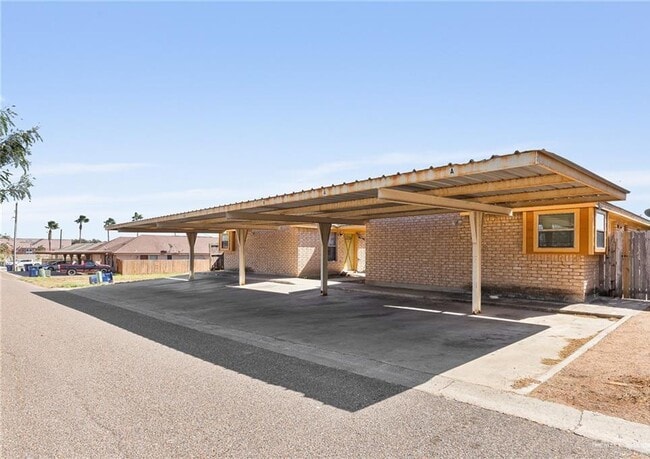 Photo - 10 W 2nd St Unit A