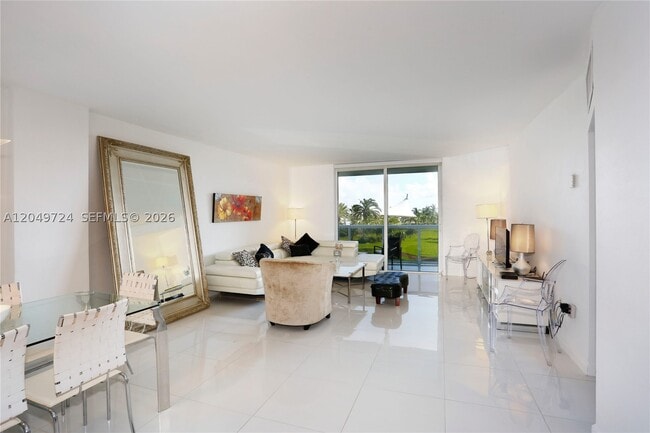 10275 Collins Ave Unit 335