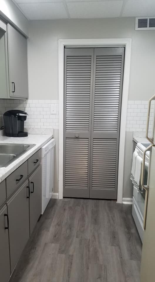 Fully stocked kitchen