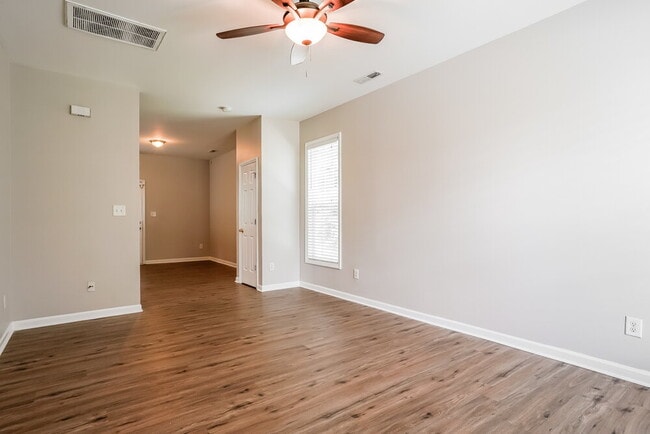 Photo - 3879 Pin Oak Rd