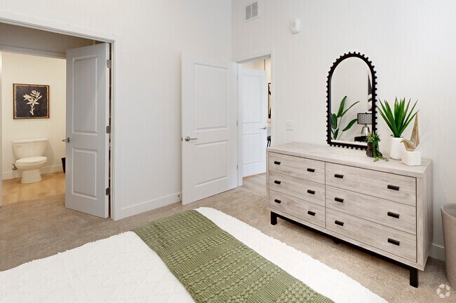 1BR, 1BA - 665SF - Bedroom