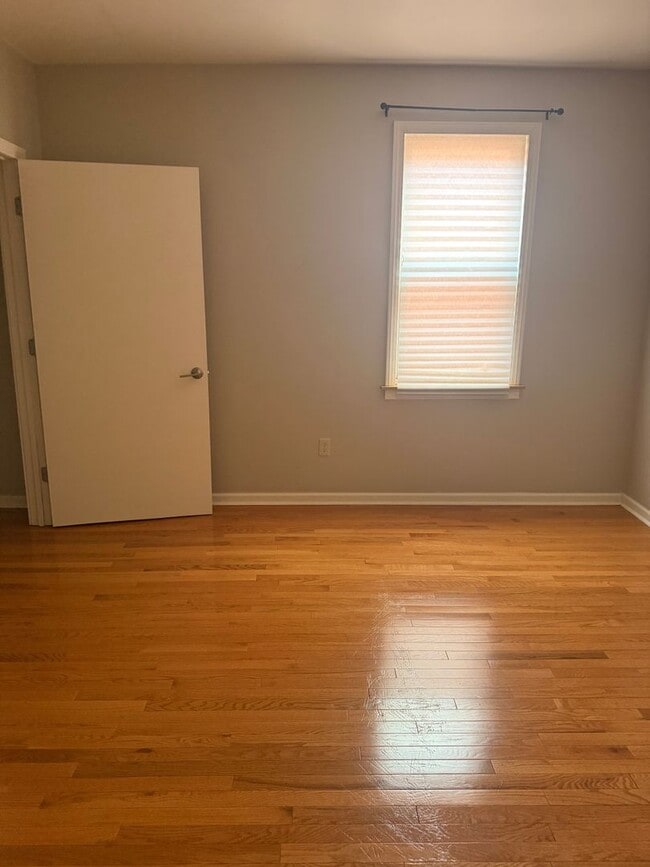 Photo - 137 S 15th St