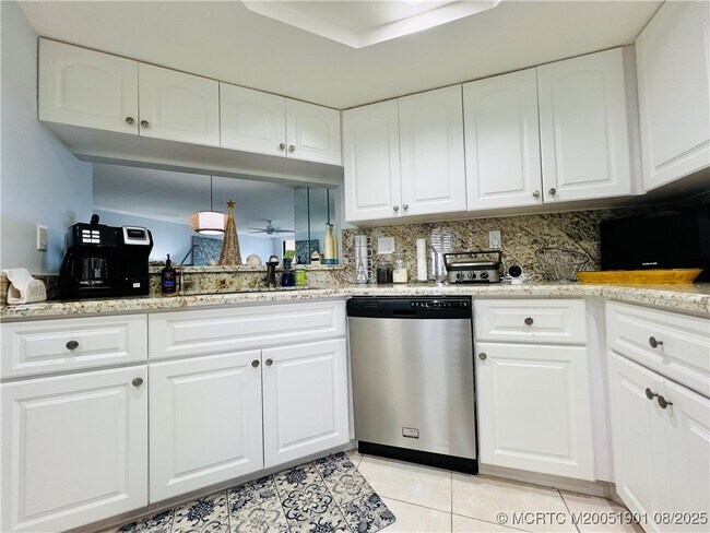 9500 S Ocean Dr Unit 809