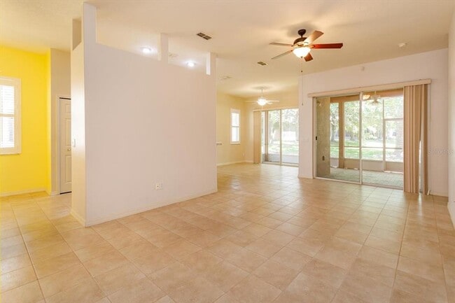 Photo - 120 Crepe Myrtle Dr