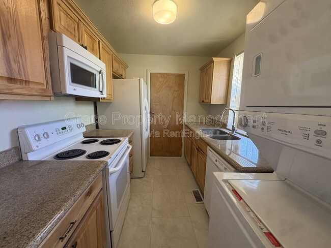 Photo - 1343 Del Mar Pkwy