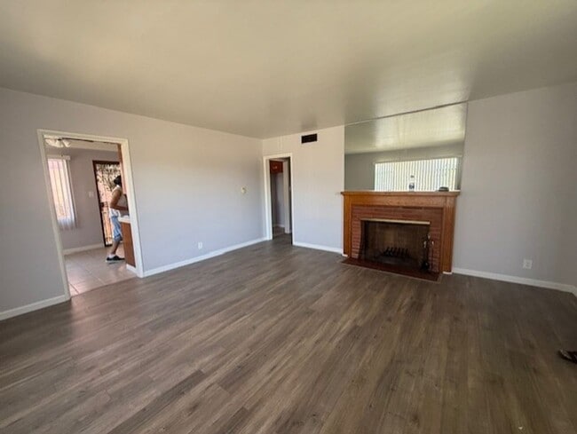 Building Photo - 544 W 120th St Unit 1