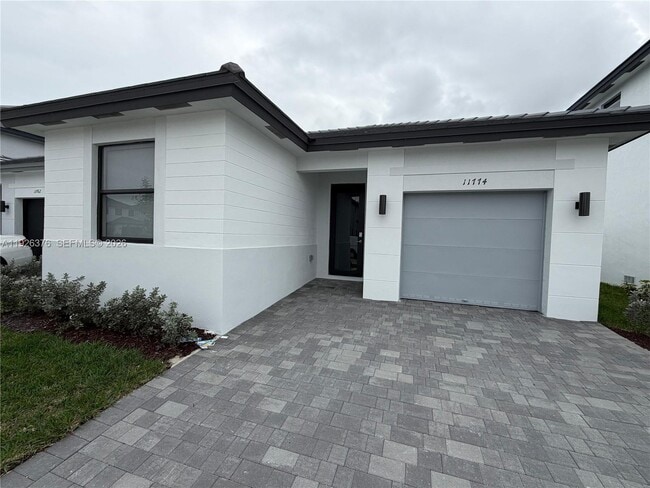 Building Photo - 11774 SW 231st Ln