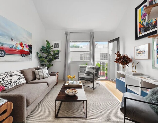 Photo - 211 Thompson St Unit 5K