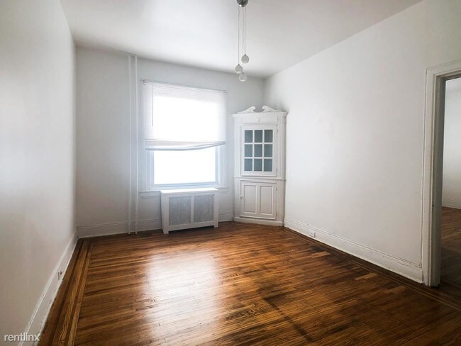 Photo - 3 br, 1.5 bath Townhome - 2225 N College Ave