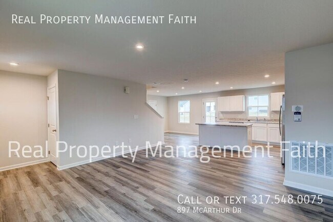 Photo - 897 McArthur Dr