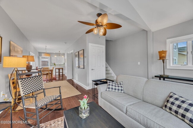 Photo - 46 Barberie Ave