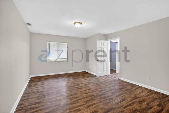 Photo - 3575 Oakvale Rd