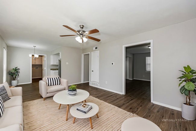 Photo - 3310 Ridgehaven St