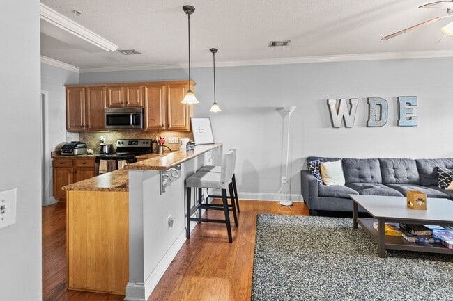 Photo - Fall 2026 Upscale 2 Bedroom Condo @ Plainsview Condominiums