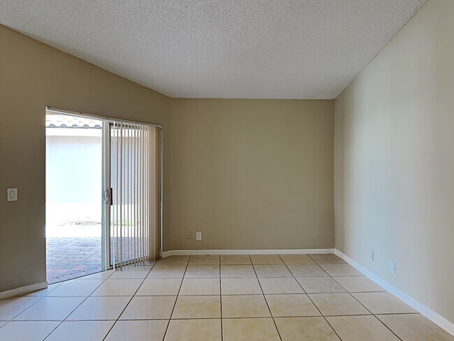 Photo - 1513 Garden Rd