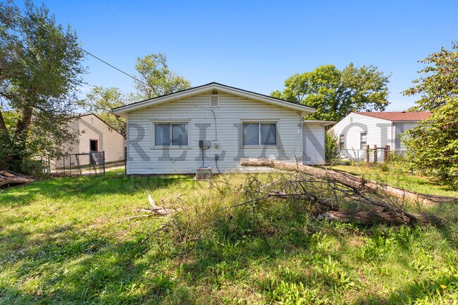 Photo - 3026 S Vine St