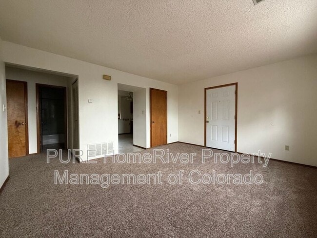 1122 Yuma St
