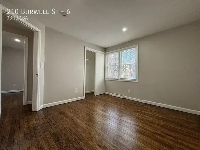 210 Burwell St Unidad 6
