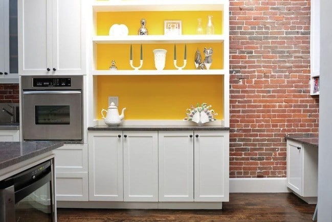 kitchen with ample storage - 17 Marlborough St Unit 5