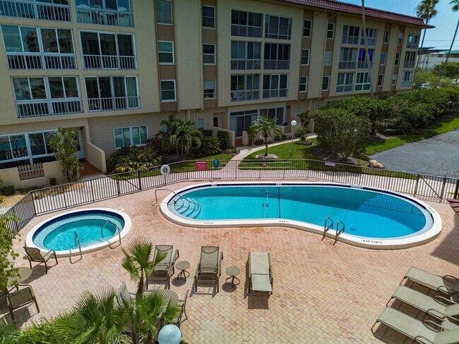 105 Island Way Unit 138