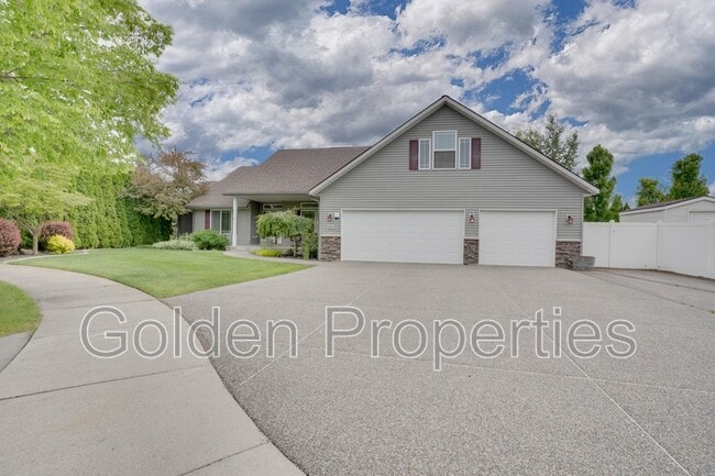 Photo - 3045 W Thorndale Loop House