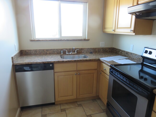 Photo - Village Court Apartments